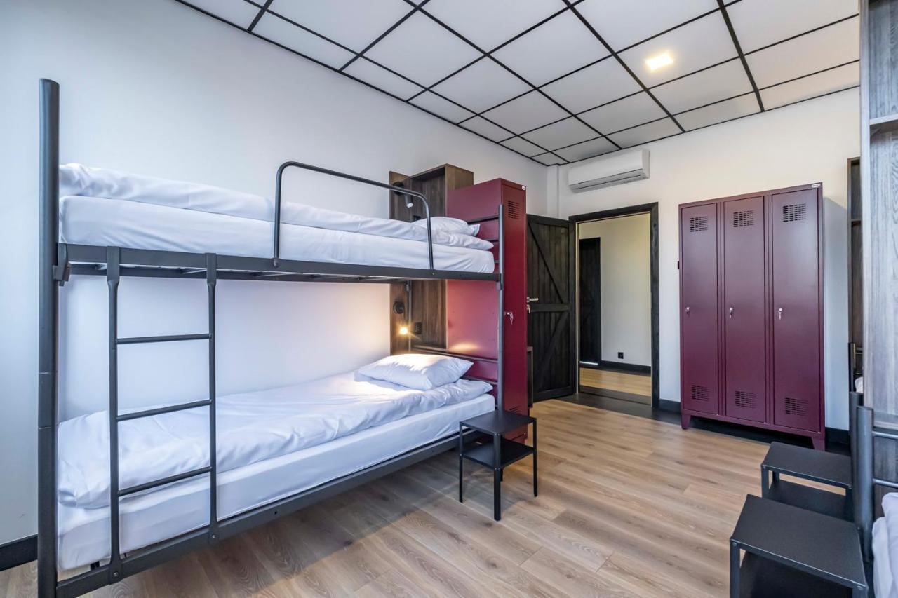 Vola Hostel Warsawa Bagian luar foto