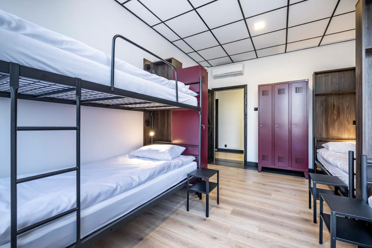 Vola Hostel Warsawa Bagian luar foto