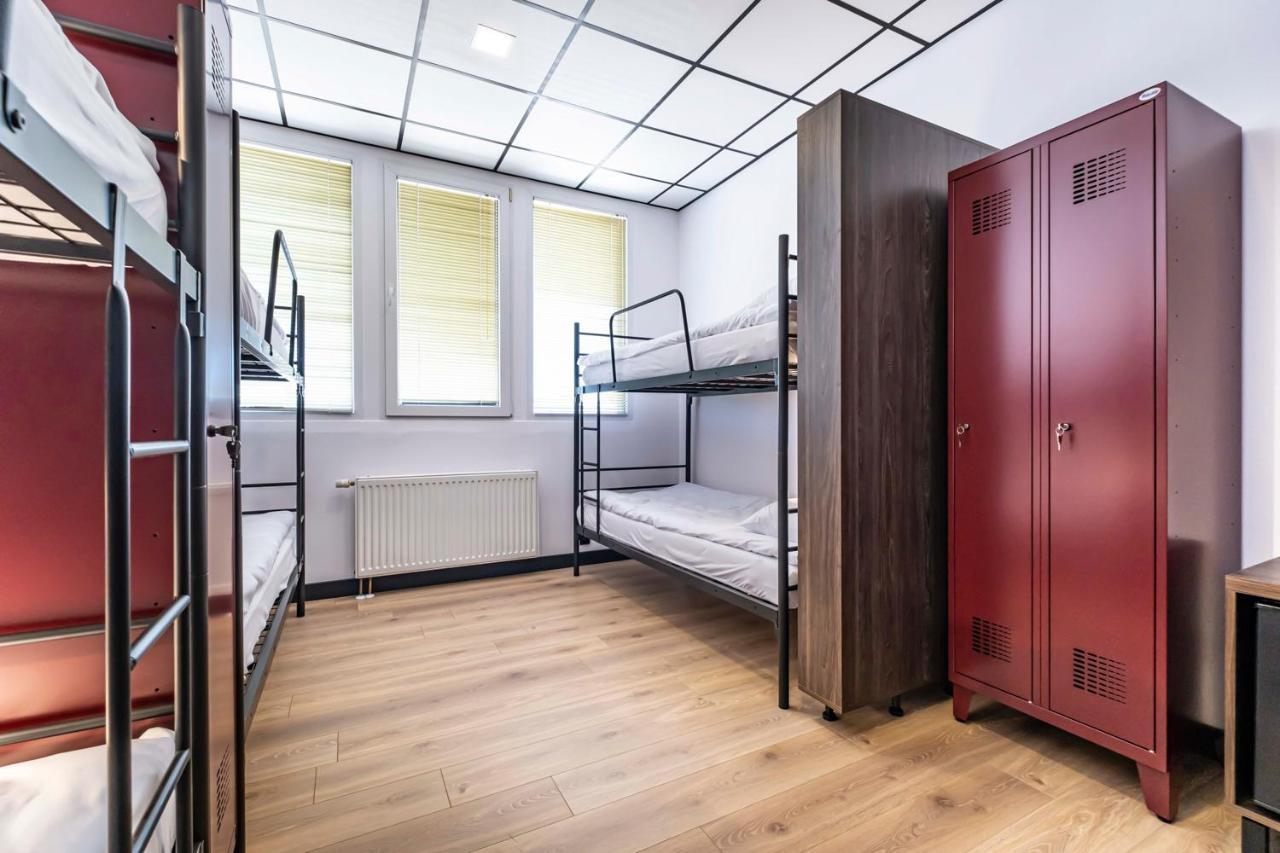 Vola Hostel Warsawa Bagian luar foto